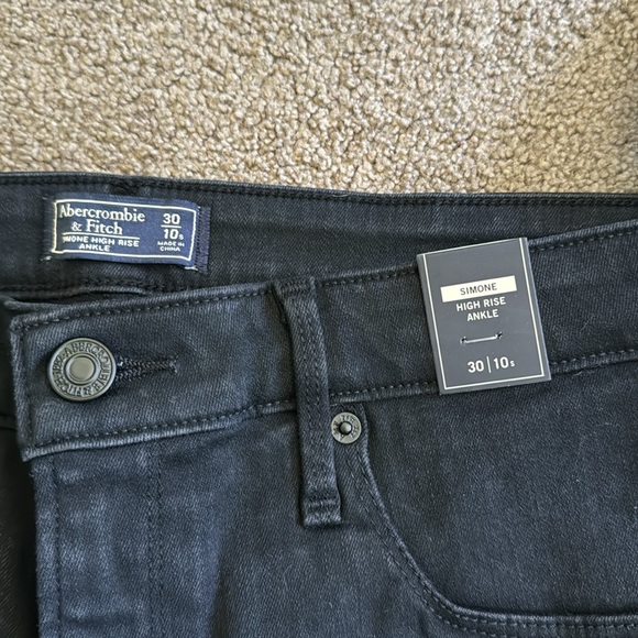 Abercrombie and fitch high rise ankle jean - Picture 2 of 3